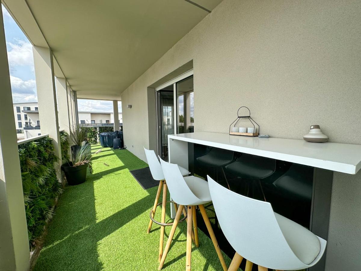 Ferienwohnung Loggia Dream Jacuzzi Montévrain Exterior foto
